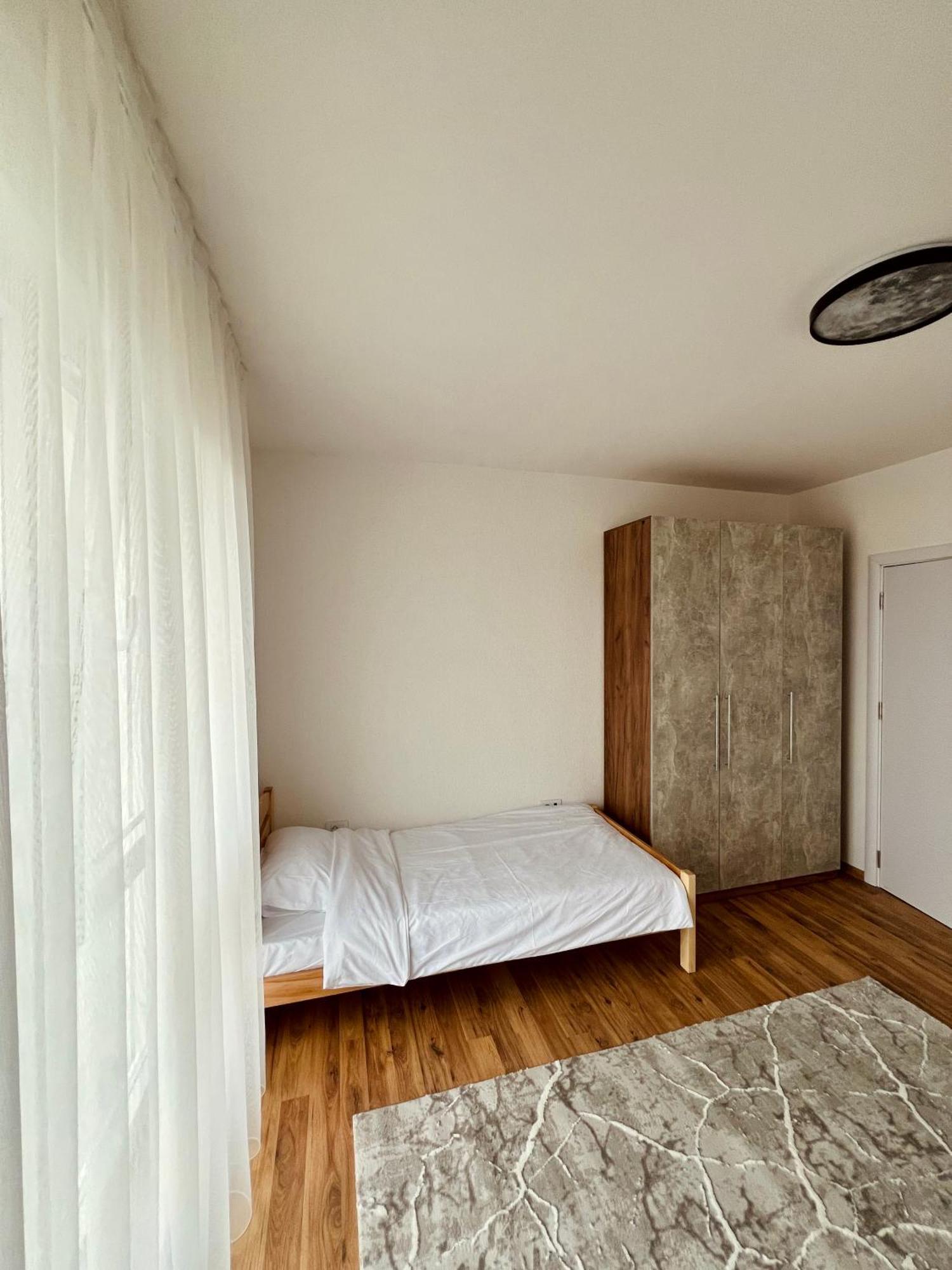 Holiday Apartments Gjakova Kamer foto