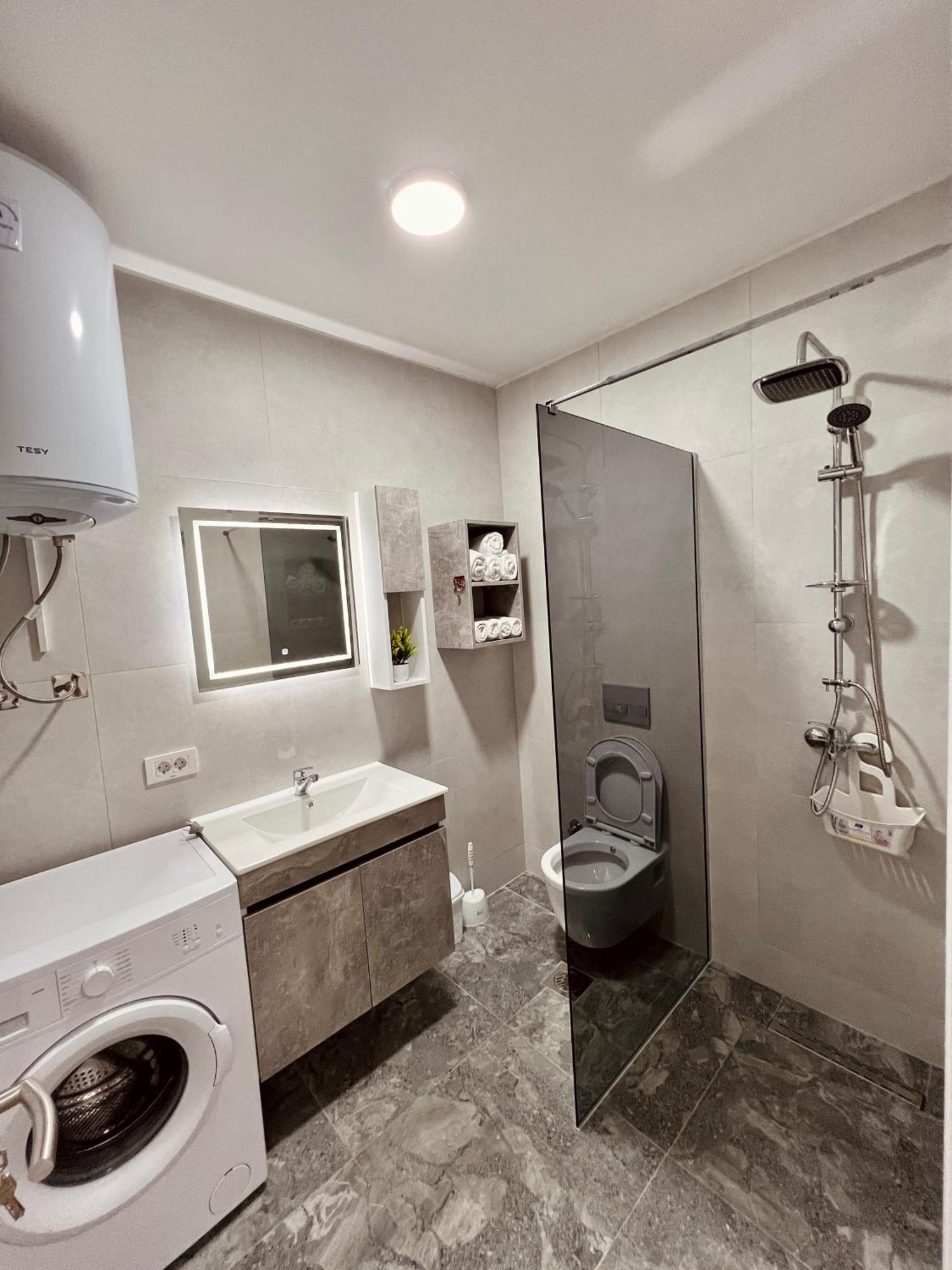 Holiday Apartments Gjakova Kamer foto