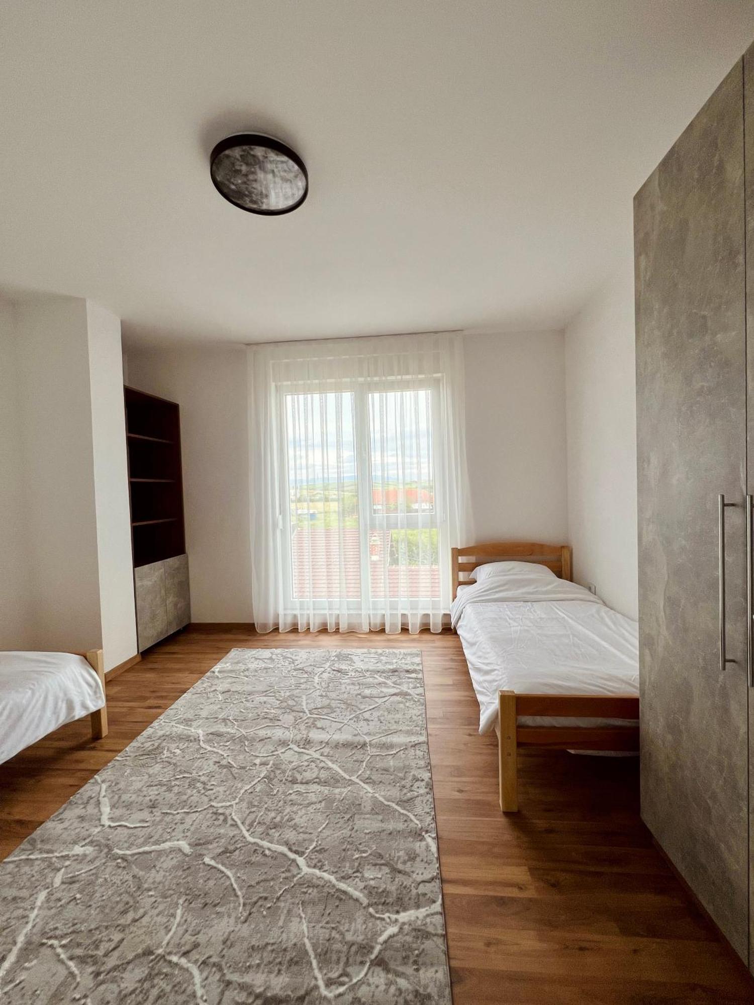 Holiday Apartments Gjakova Kamer foto