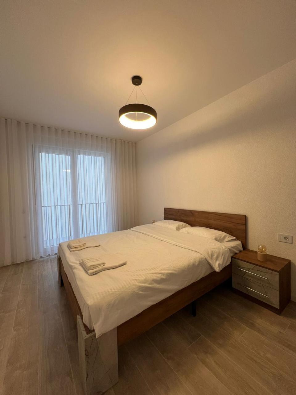 Holiday Apartments Gjakova Buitenkant foto